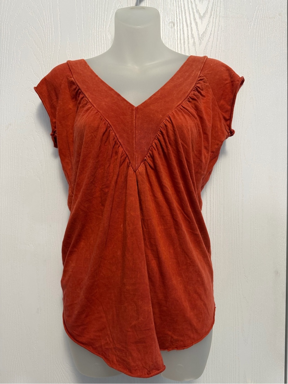 Realtree V-Neck Gathered Cap Sleeve Top - Rust